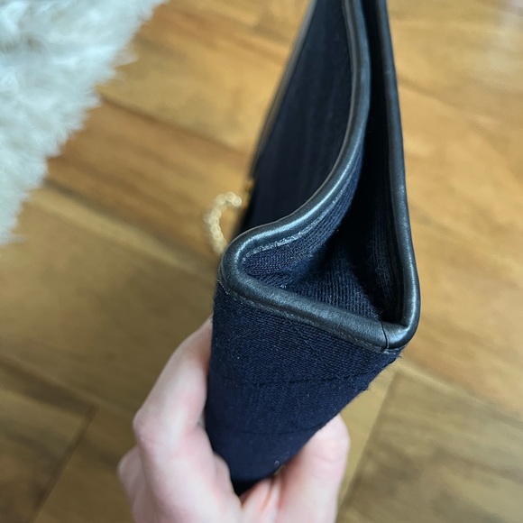 Chanel Clutch - Picture 7 of 10